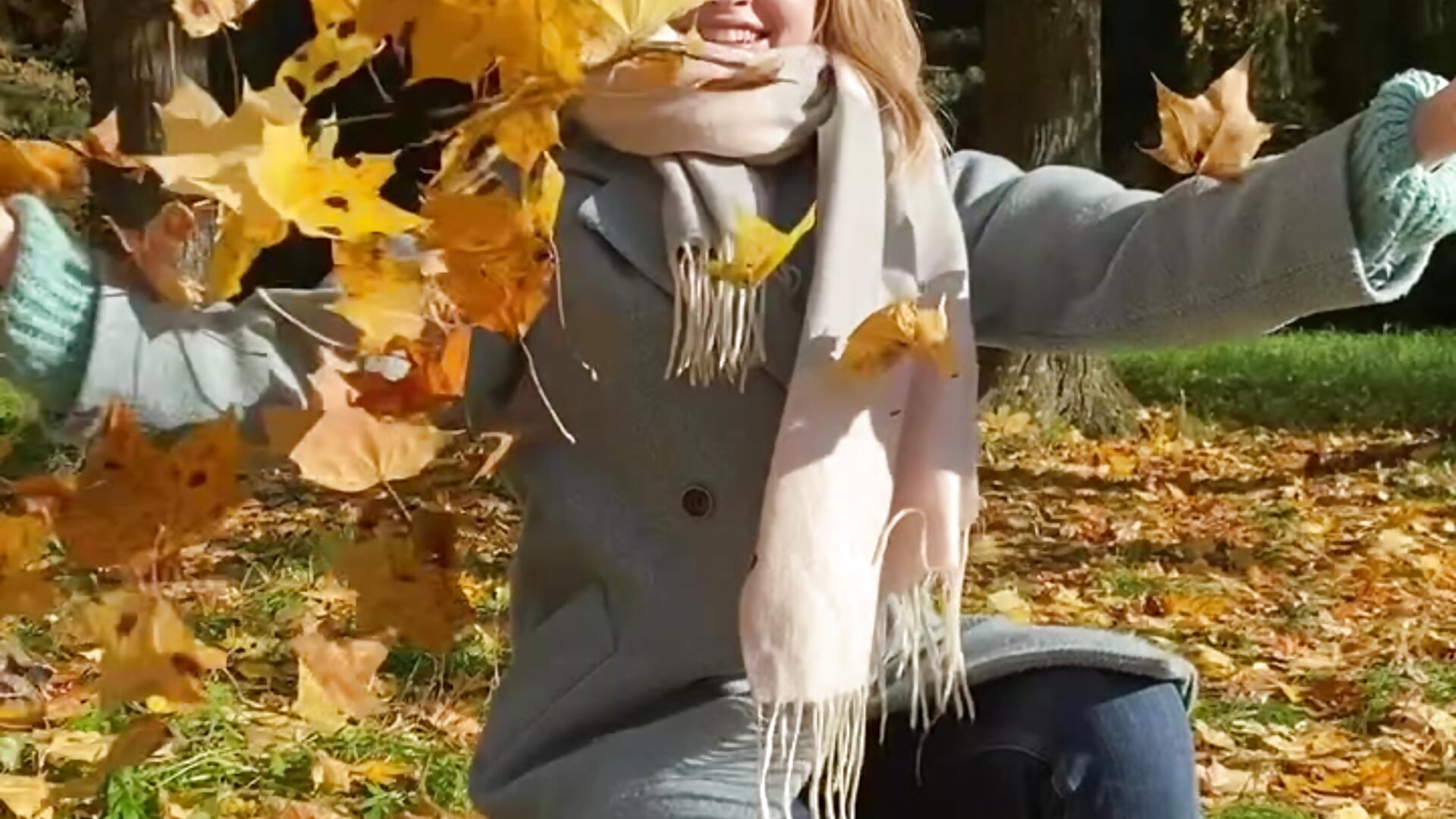 AUTUMN vibes - video by PamelaWet cam model