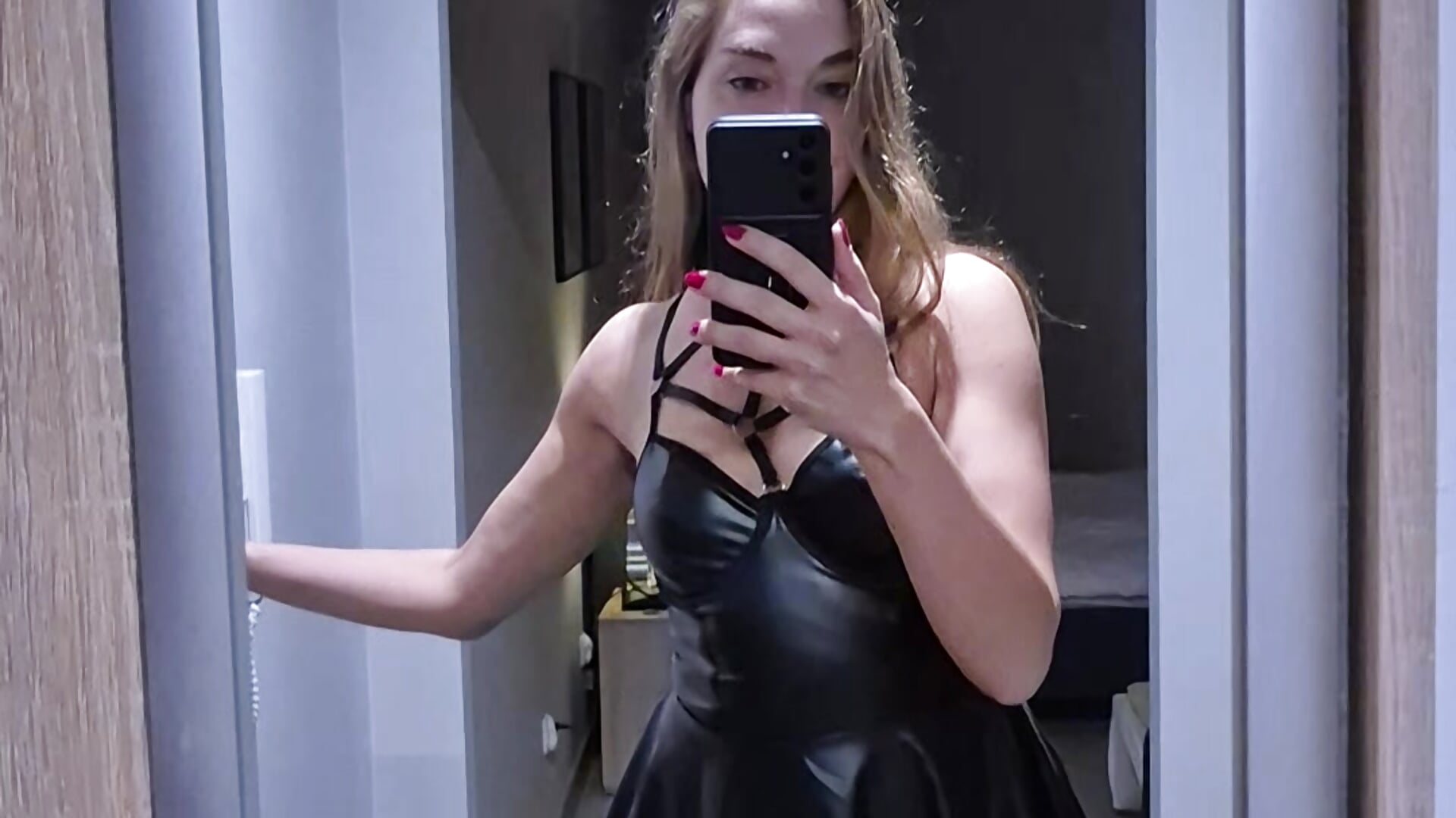 Nice – video modela na kameri Slavic_Siren