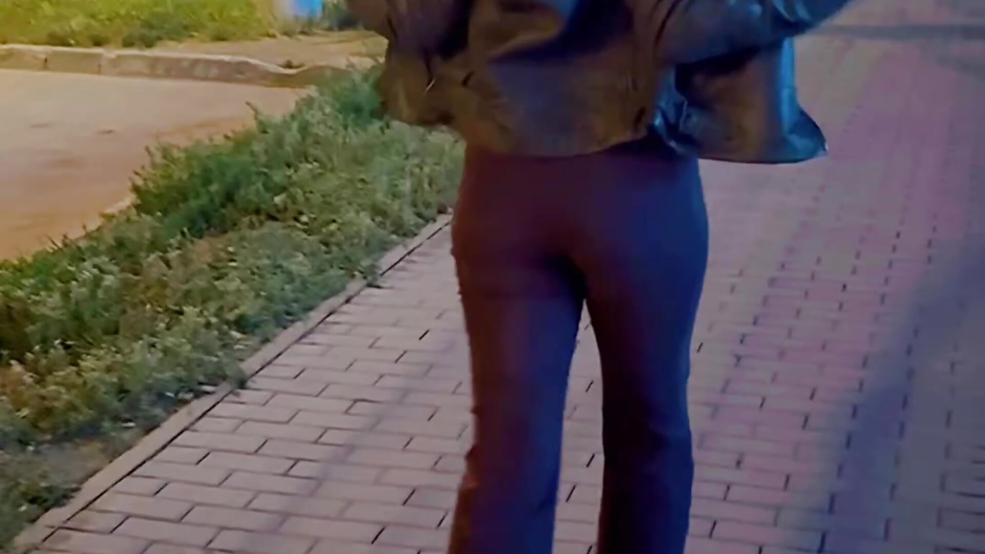 Walking street - video by Top_Skinny cam model