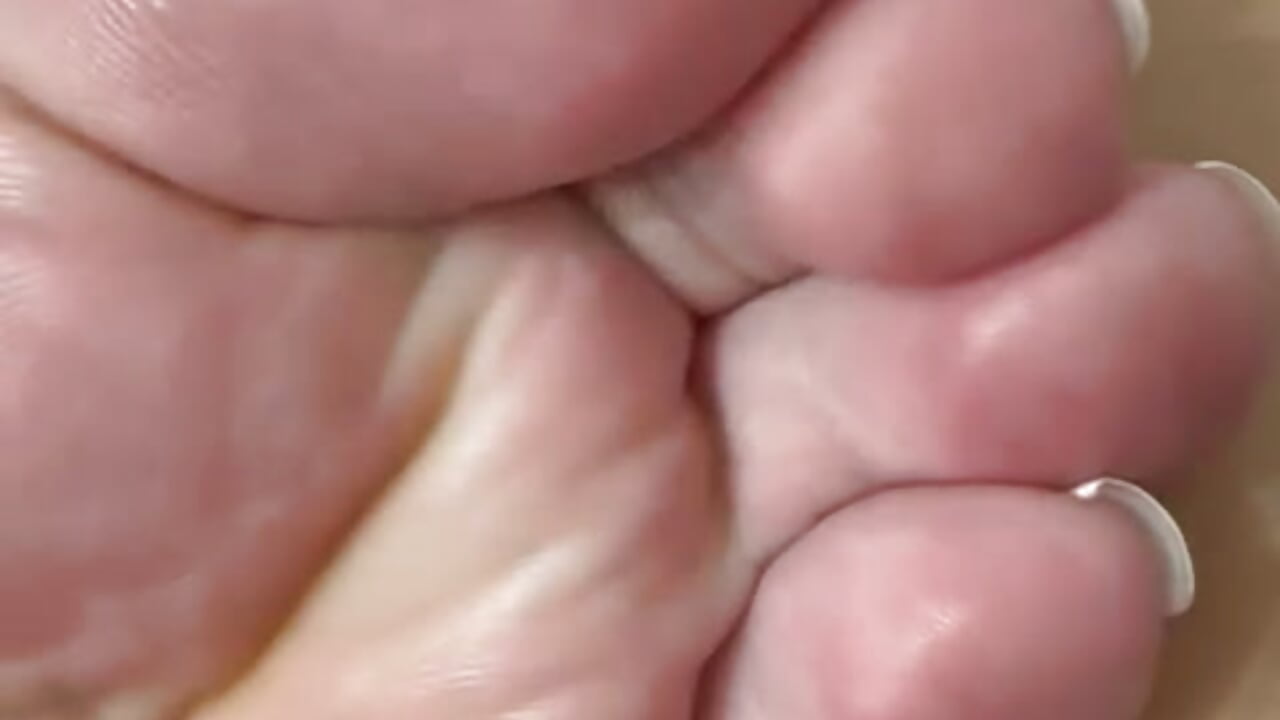 Stinki toes - Alexxxkiss 캠 모델의 동영상