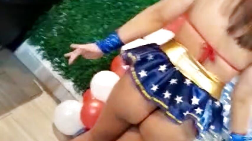 4  july - video by Layla_Alabi cam model