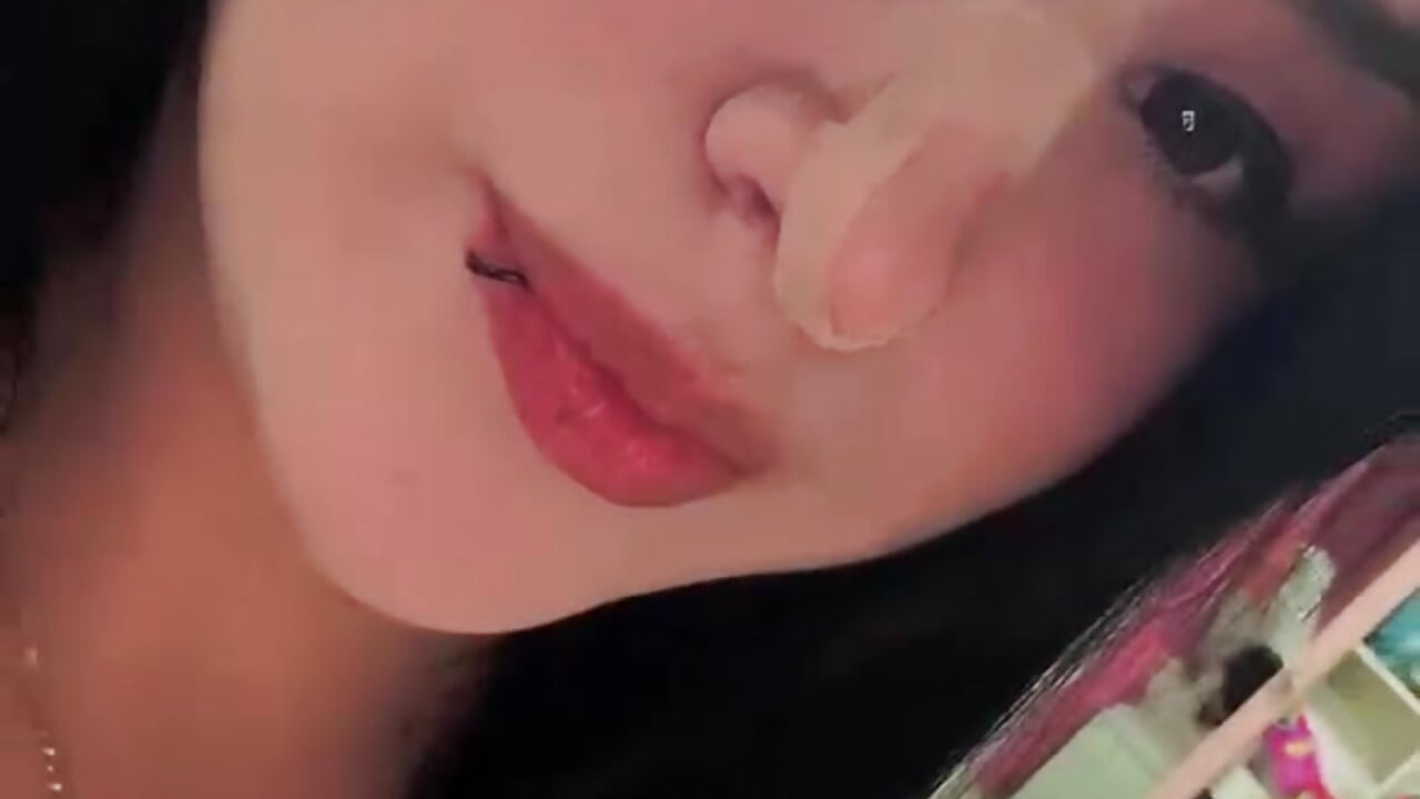 . - vídeo de la modelo de cam Nara_belen