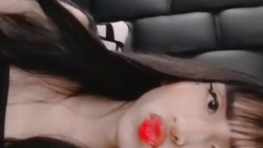 WhatsApp Video 2022-07-23 at 9,20,43 PM - video của người mẫu cam isabella-bisquer