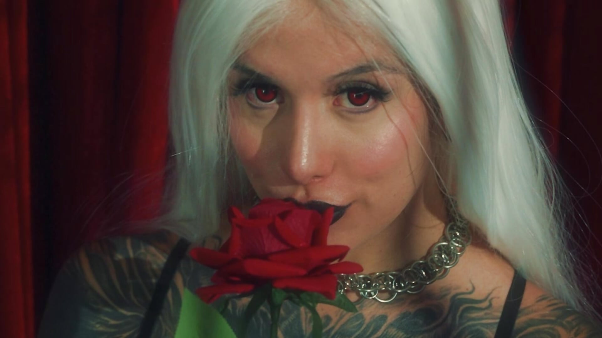 Vamp 🖤 - video by antoniaacxx cam model