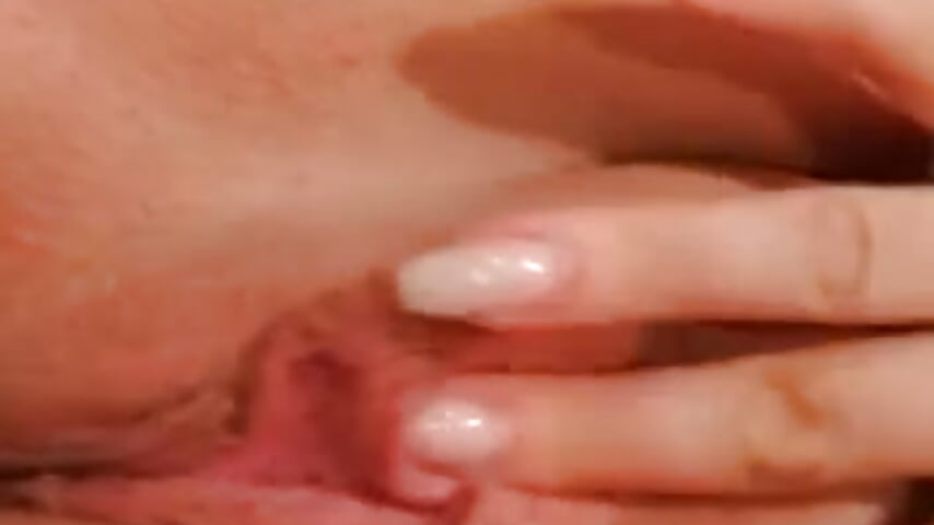 Wet pussy - video by AleshaArabian cam model