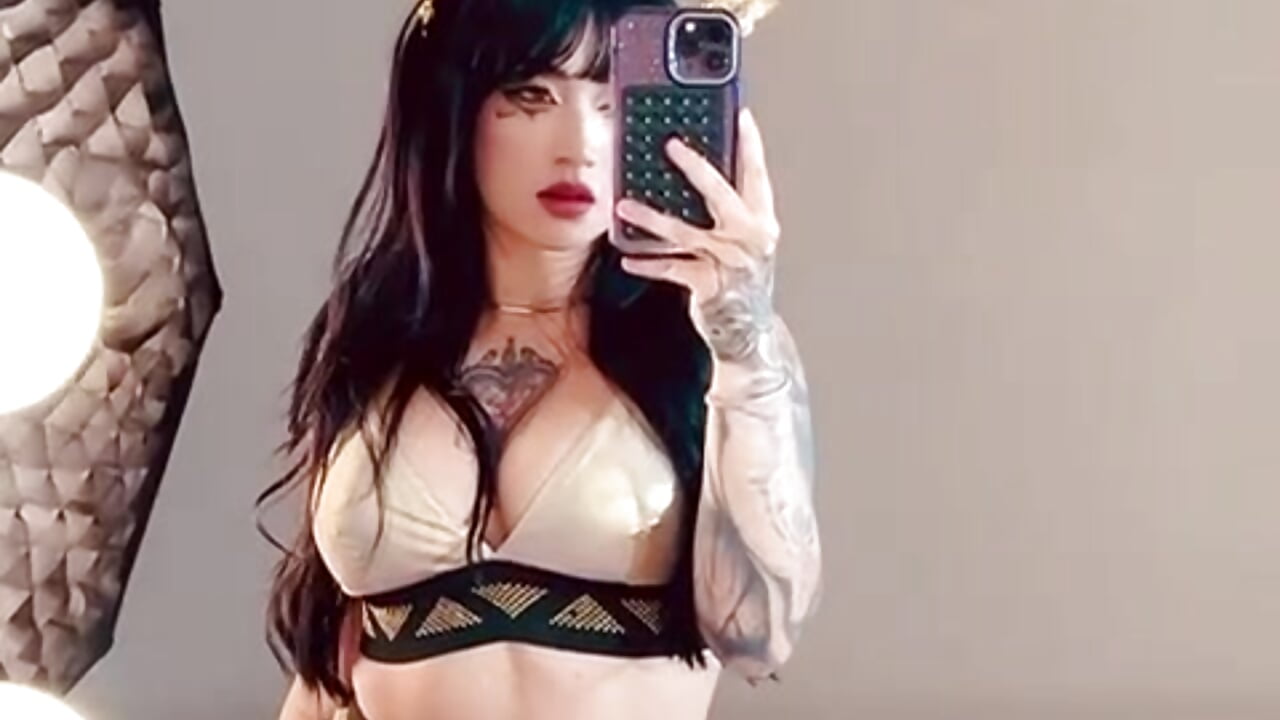 Cleopatra 👁️ - video di EmmyEvans1 modella di cam