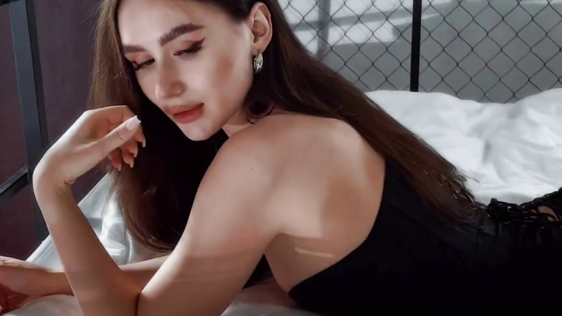 I like this vid so much, I think I'am extremely hot here