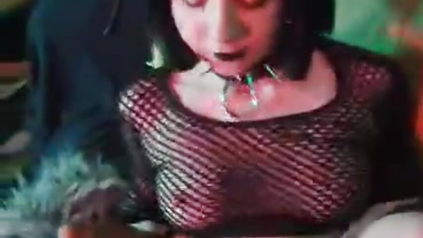 goth - Ivey_and_James adlı kamera modelinin videosu