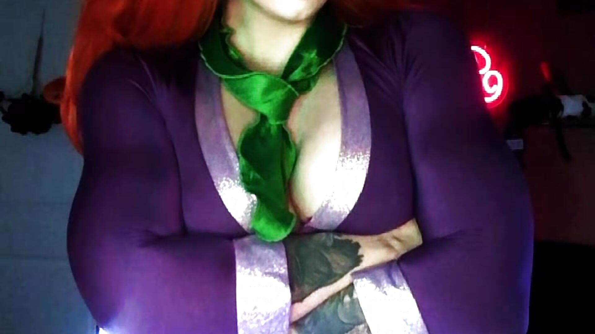 5cd80fc2-1206-4bde-82f5-551c14455c76-1_all_31694 - video by Ivey_and_James cam model