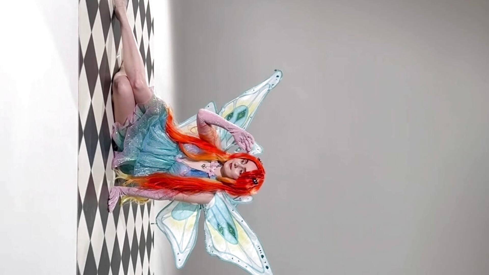 The magic of transformation - video av CloudGrace cam-modell