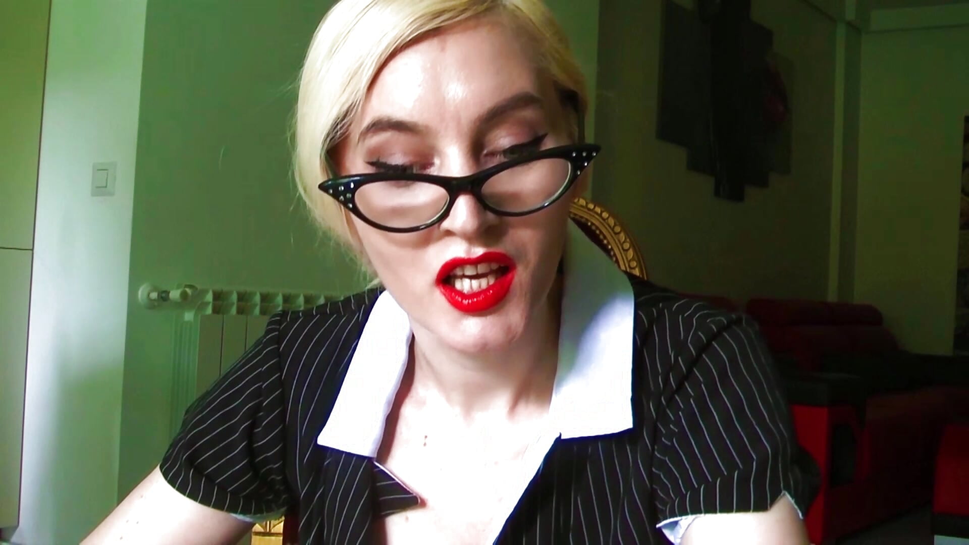 BASIC INSTINCT FOR VIRGIN LOSERS - video by GoddessCeline cam model