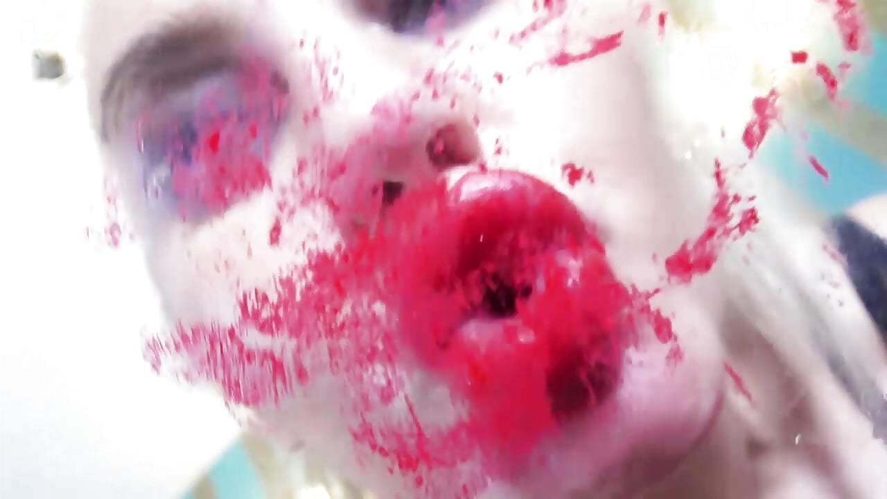 BOUNDED KISSES - video by GoddessCeline cam model