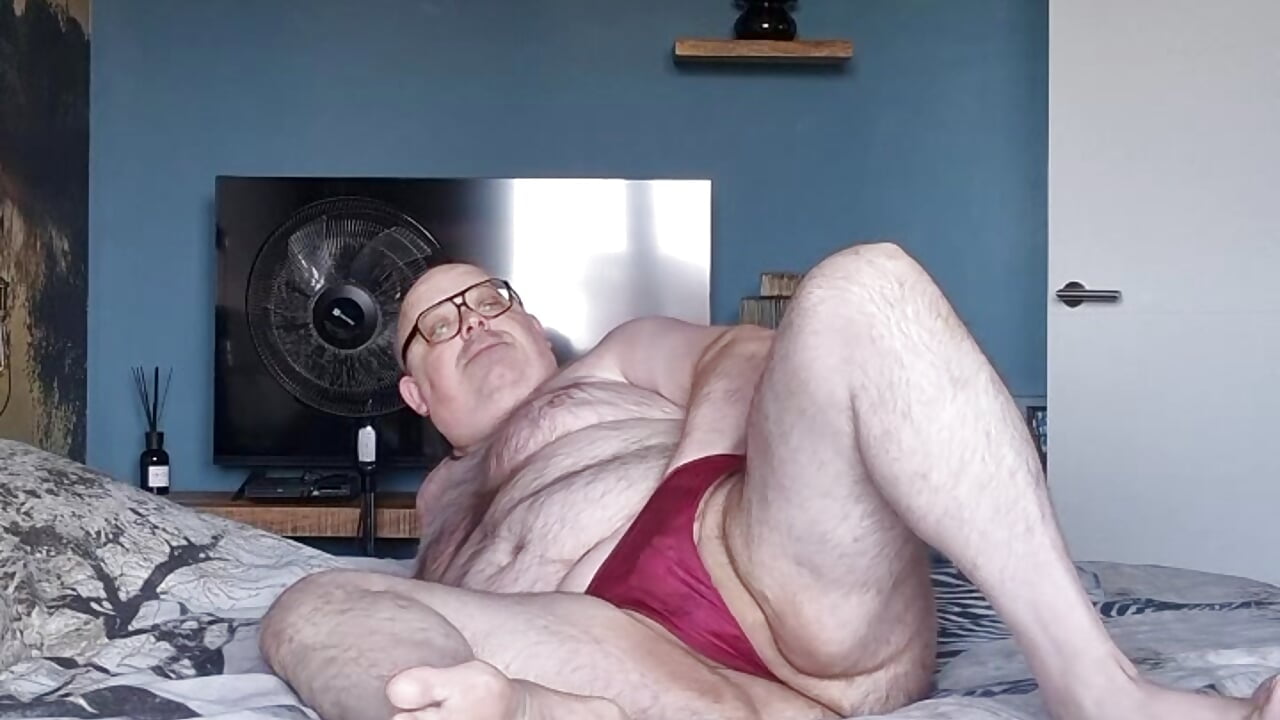 Feeling sexy - video by Cumlover197511 cam model