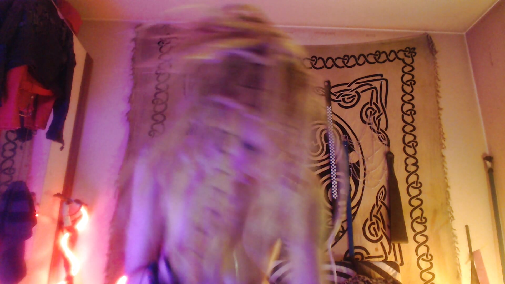 ..HAppy (TekK) Afterhoure.. mit a wengl "rumgesprader" xP - video by Insomniacid cam model