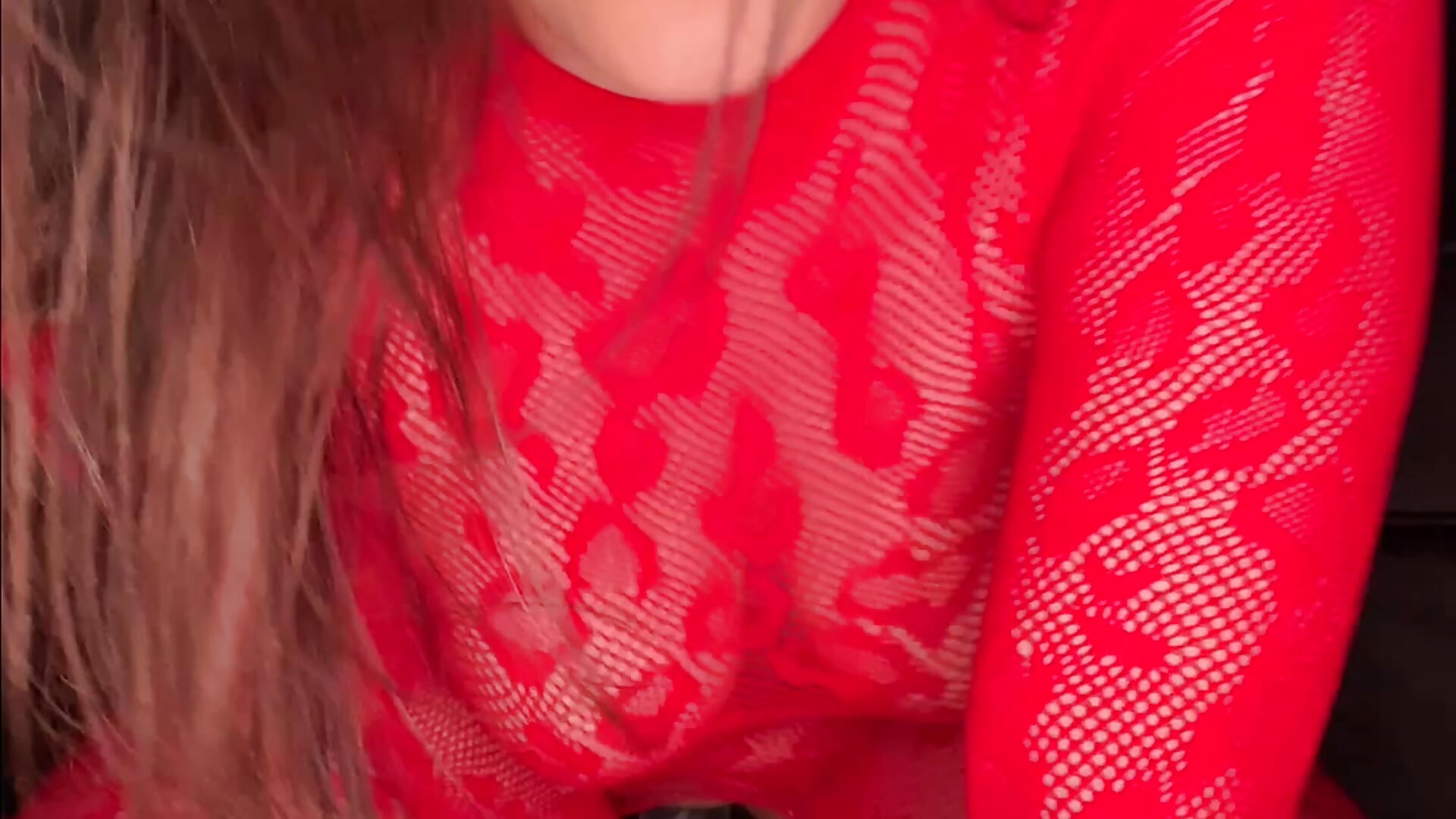 Valentine’s Day? I’d rather have my throat full and my pussy soaking wet ❤️🔥 - SurayaStars- 캠 모델의 동영상