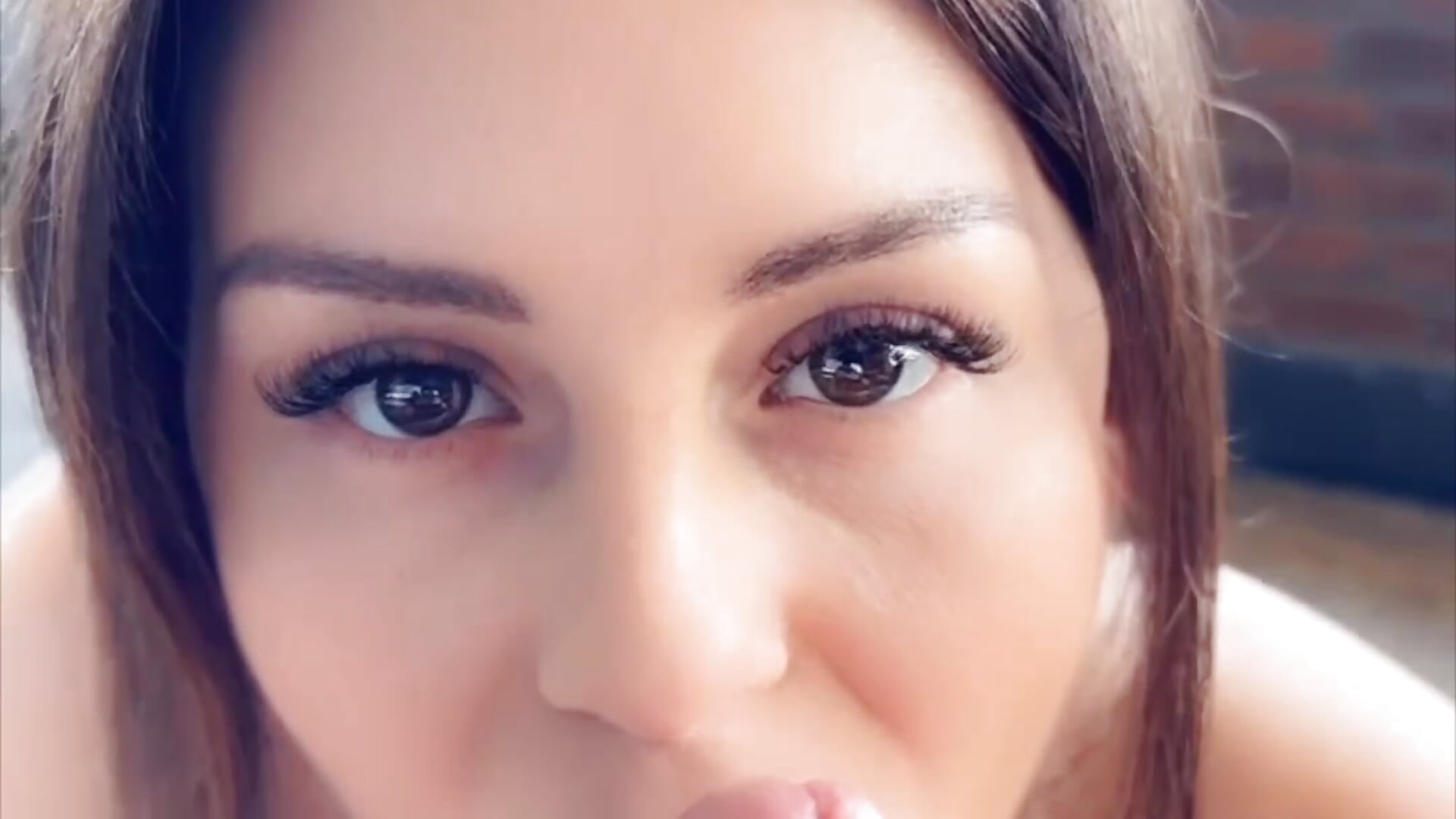 THIS WEATHER MAKES ME COCK HUNGRY - vídeo de SurayaStars-