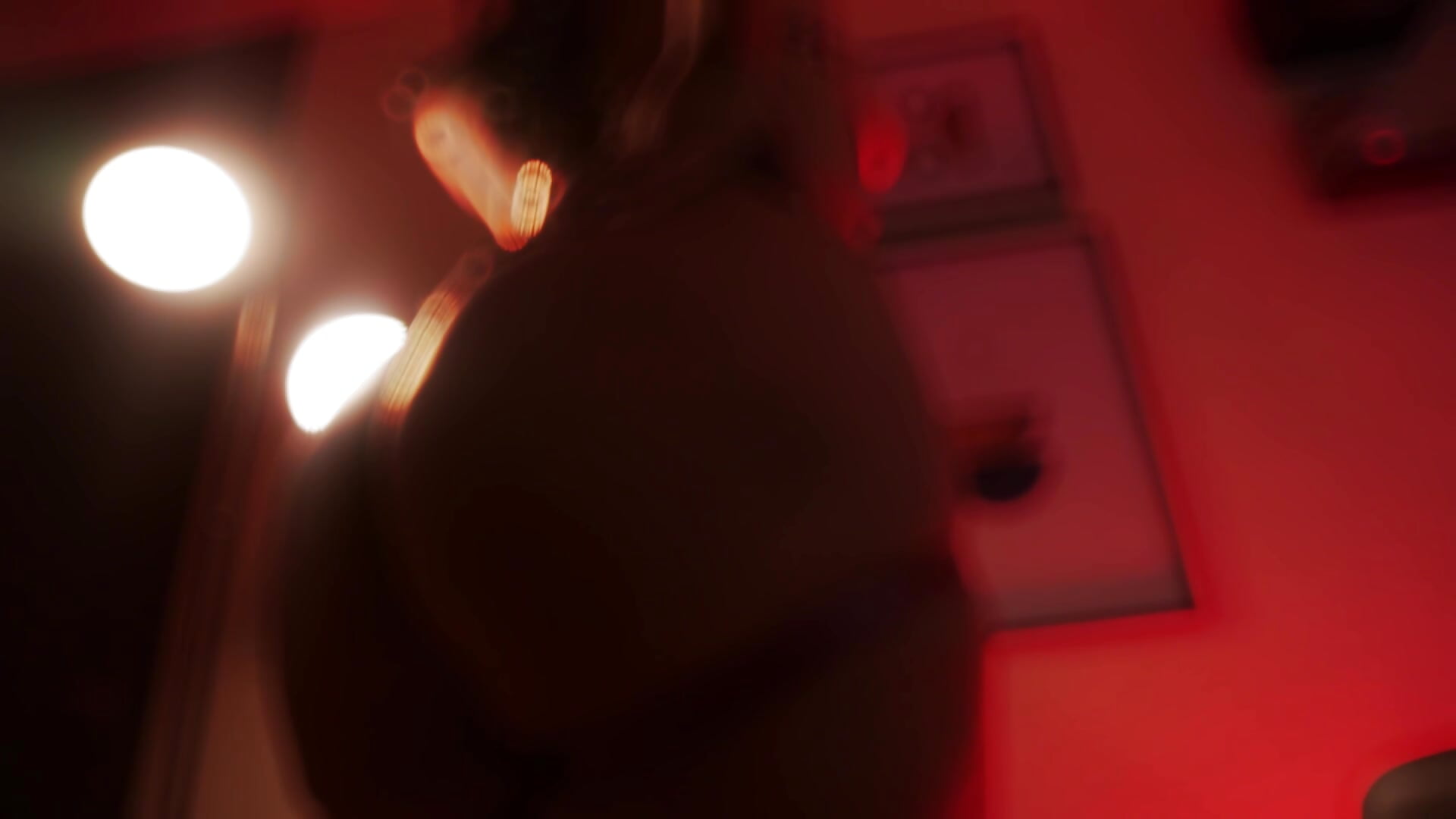 Don’t look too close… or maybe do. - video by Isabella_dior cam model