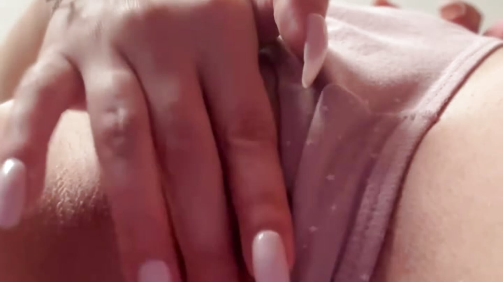 Naughty fingers - video by Ariana_Petite cam model