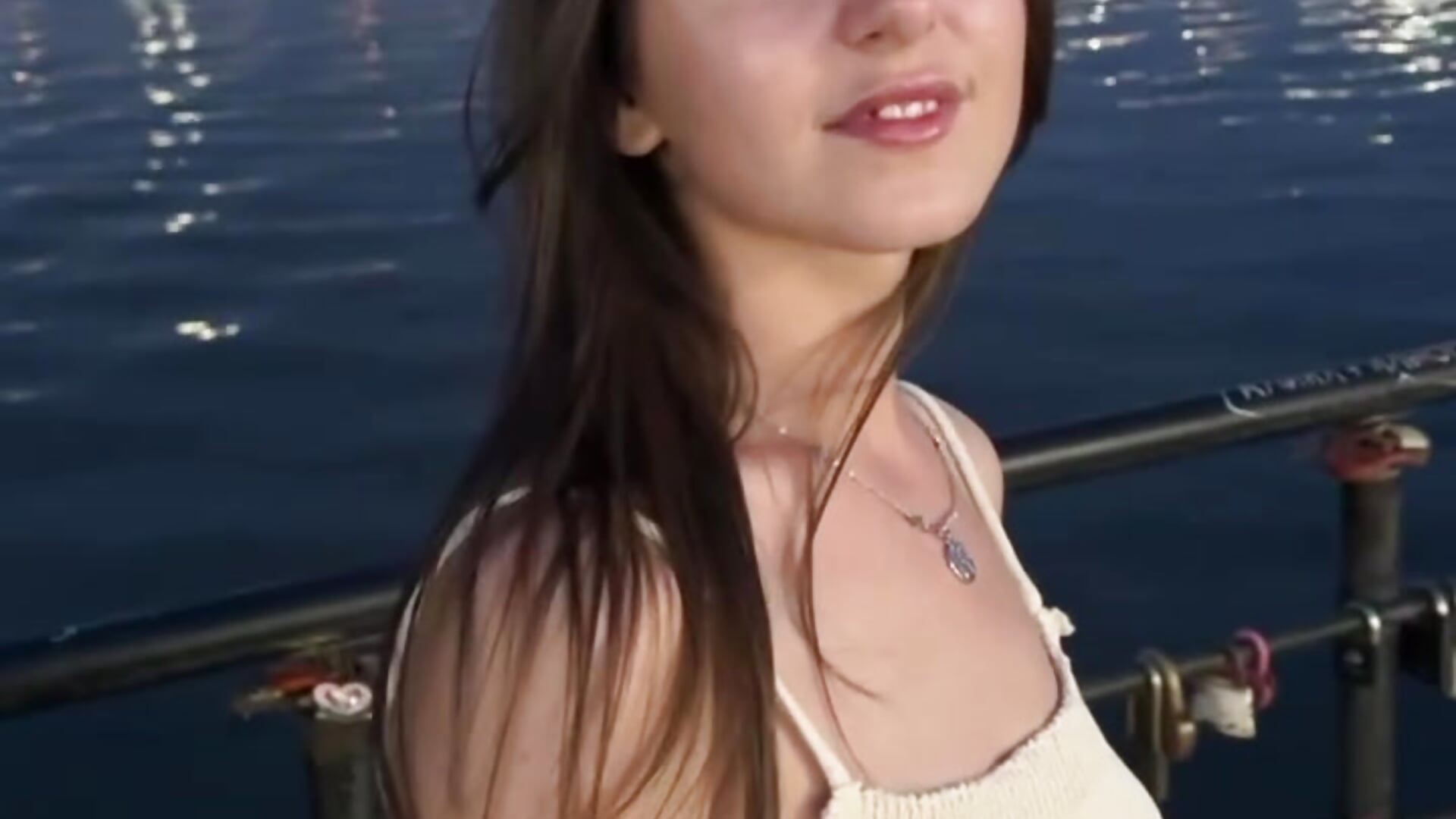 Night city - video by Ariana_Petite cam model