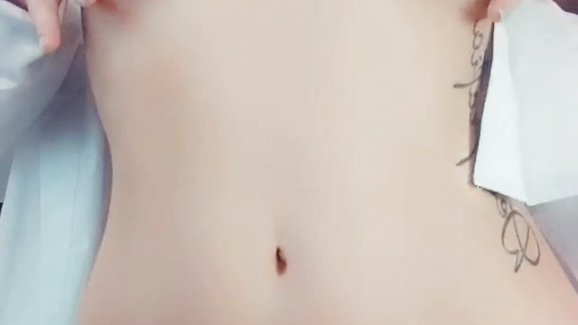 Snapchat-371939046 - video Redhotline kameramallilta