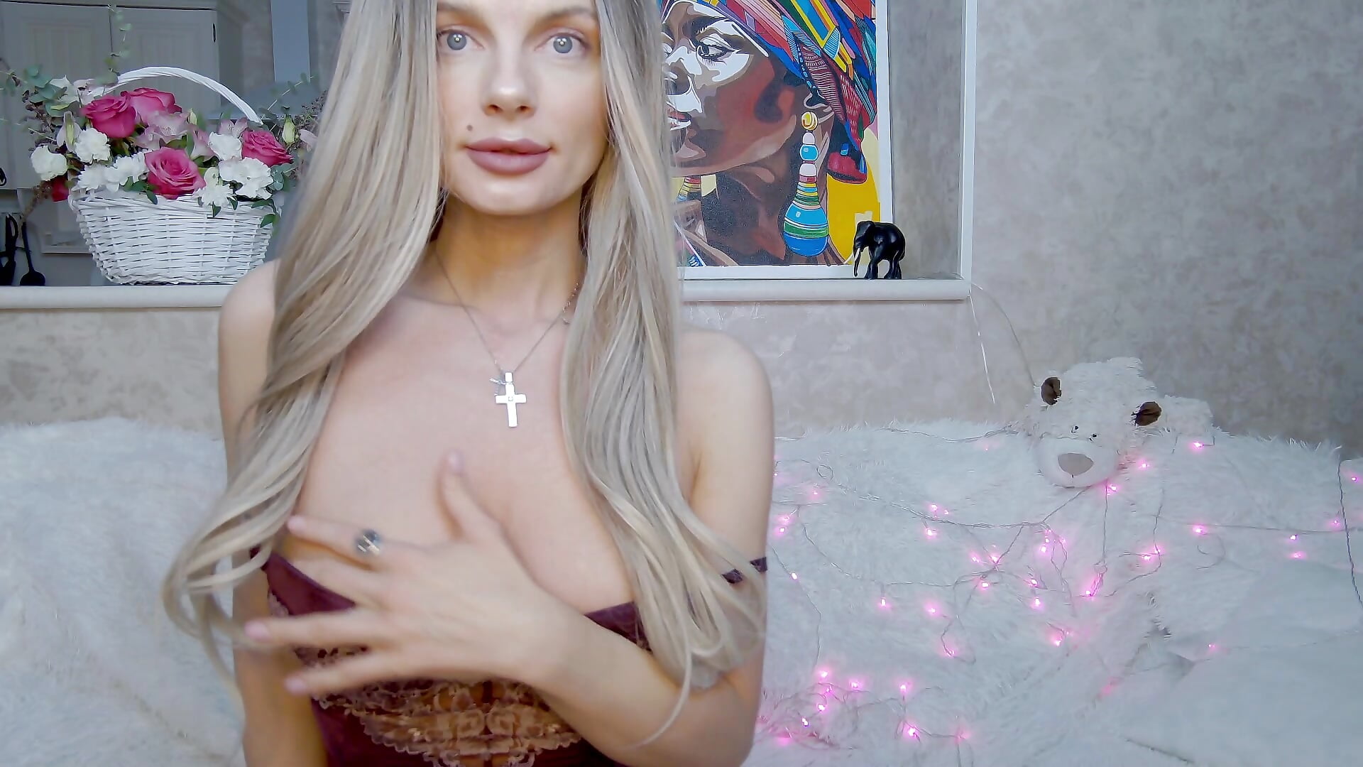 Caressing breasts - فيديو من Goddessex موديل الكام