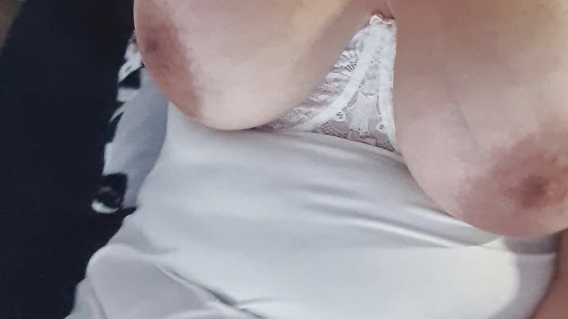 Masturbate with huge toy - video by Milf95f cam model