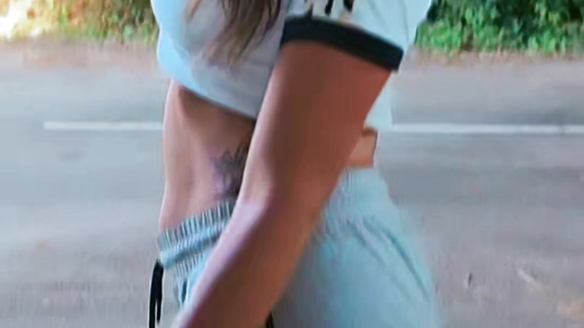 Hey, hier ist Kimi 😈🖤  Wenn du schon bei mir gelandet bist, dann hau nicht direkt wieder ab. 😏 - vídeo de KimiCover modelo de câmara
