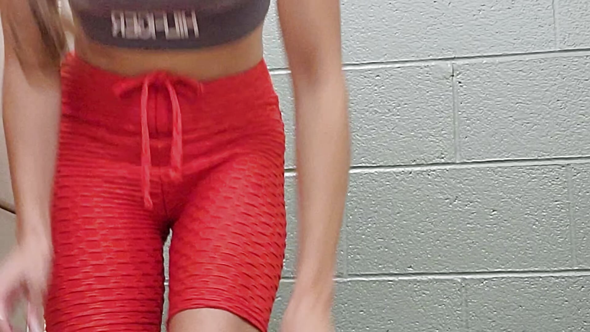 Taking my sweaty clothes off at the gym - video by KittyWhispers cam model