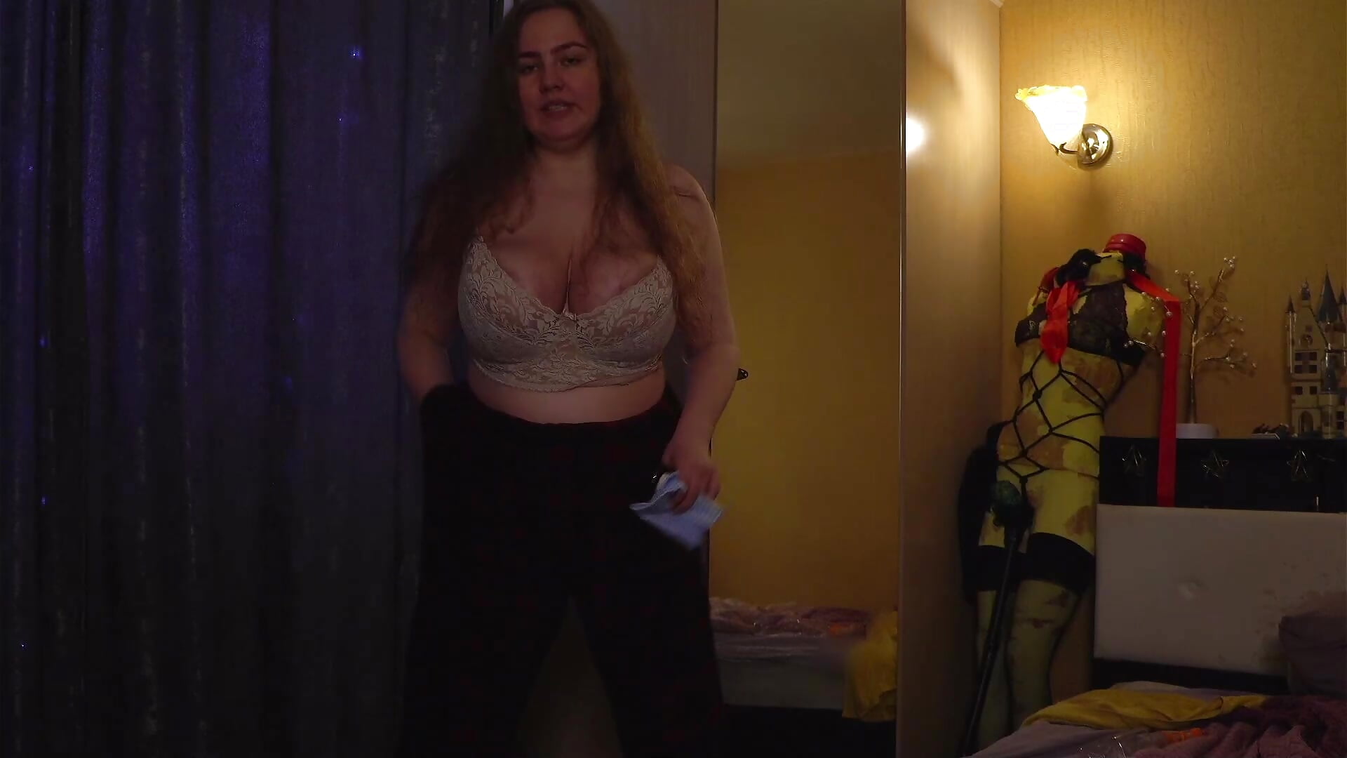 At home - video by Mrs_Dream cam model
