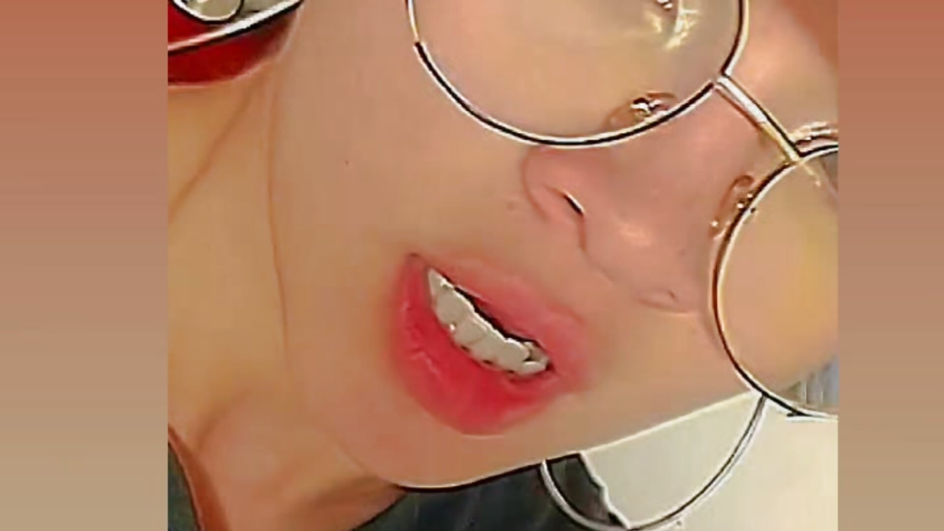 🤭 - video by Raventh_ cam model