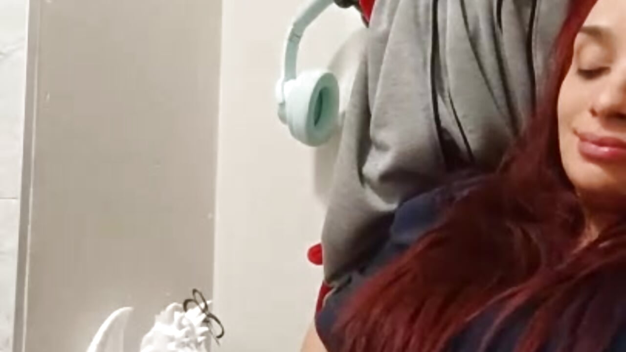 [22 Mar 08:11] Public Show - video by FireForHer cam model