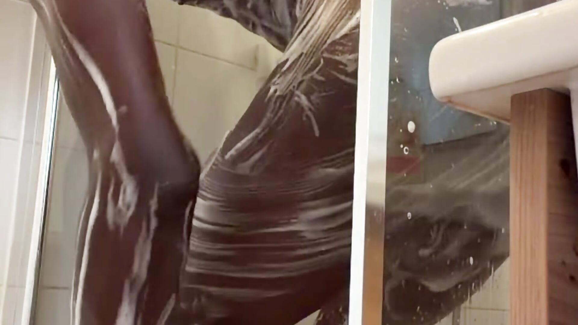 Sous la douuche - video av malik75_sexy cam model