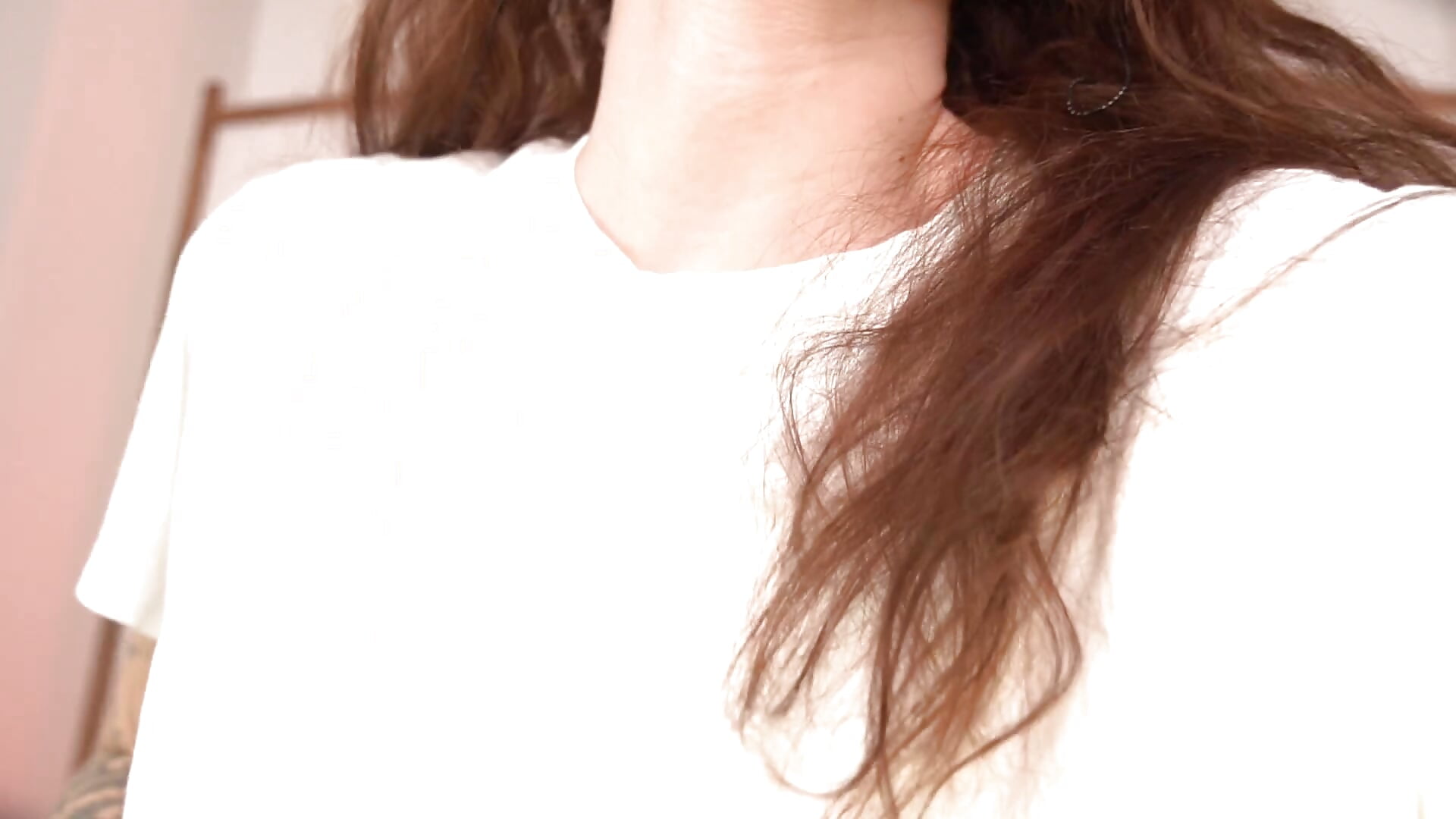 TITTY TEASE - vídeo de Amylittlestar