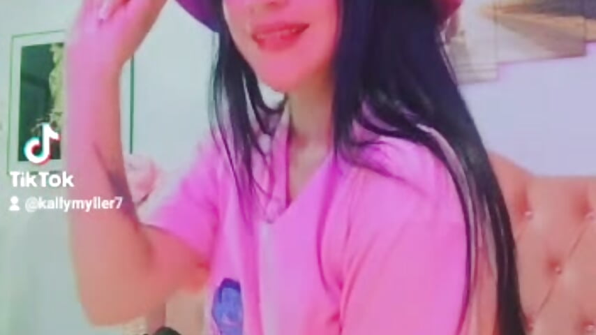 A little fun to make the soul happy. - video av KallyMyller1 cam-modell