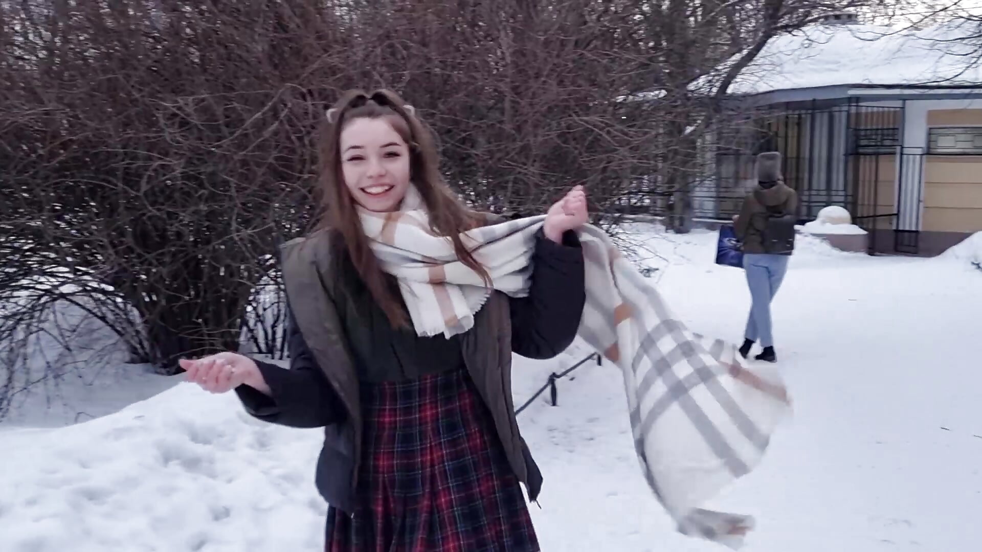 Funny&Pretty - video by YonaBones cam model