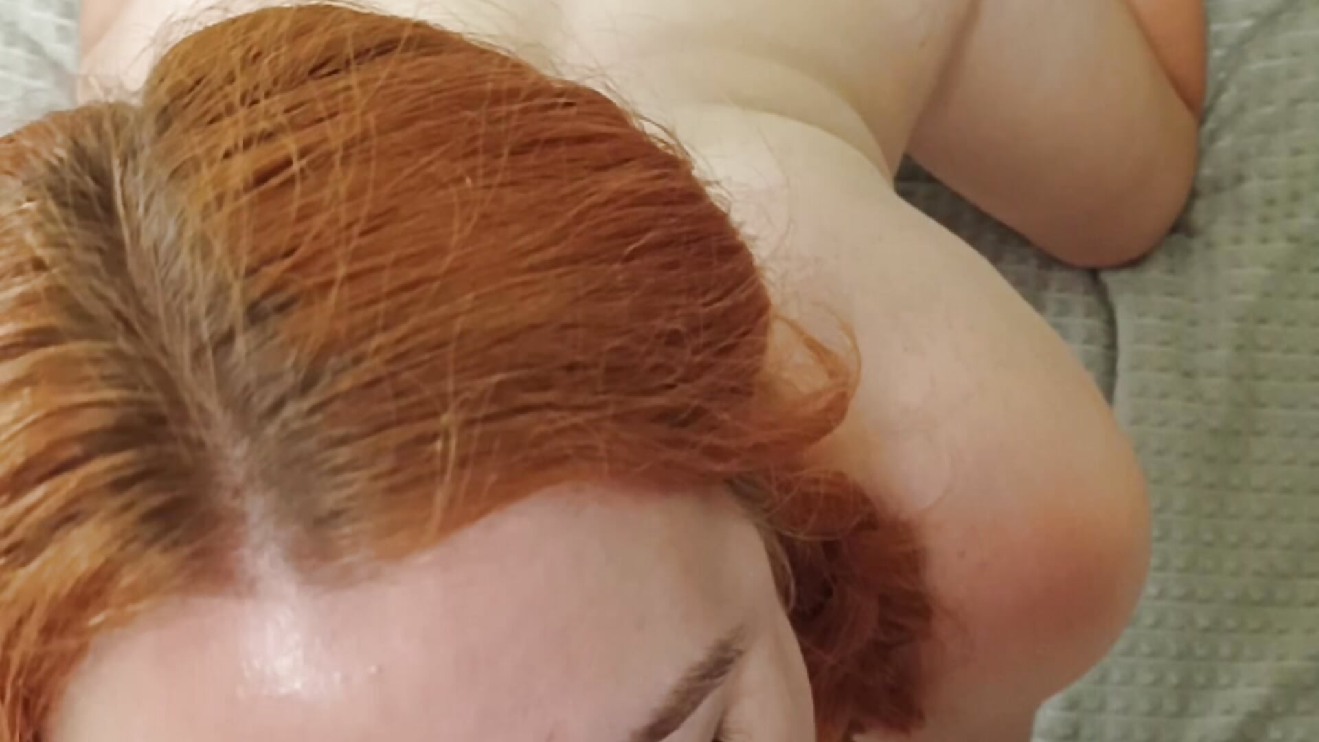 blowjob and cum on face while on my knees 🐰