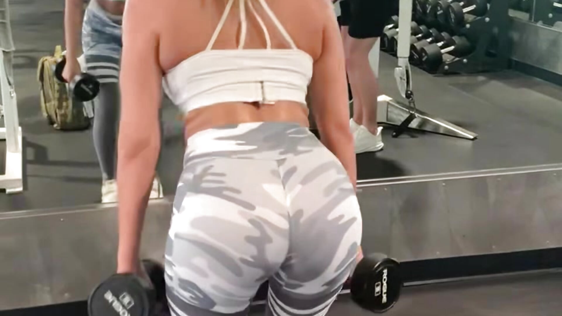 Gym - vidéo du modèle de showcams Alyssa_rhoades