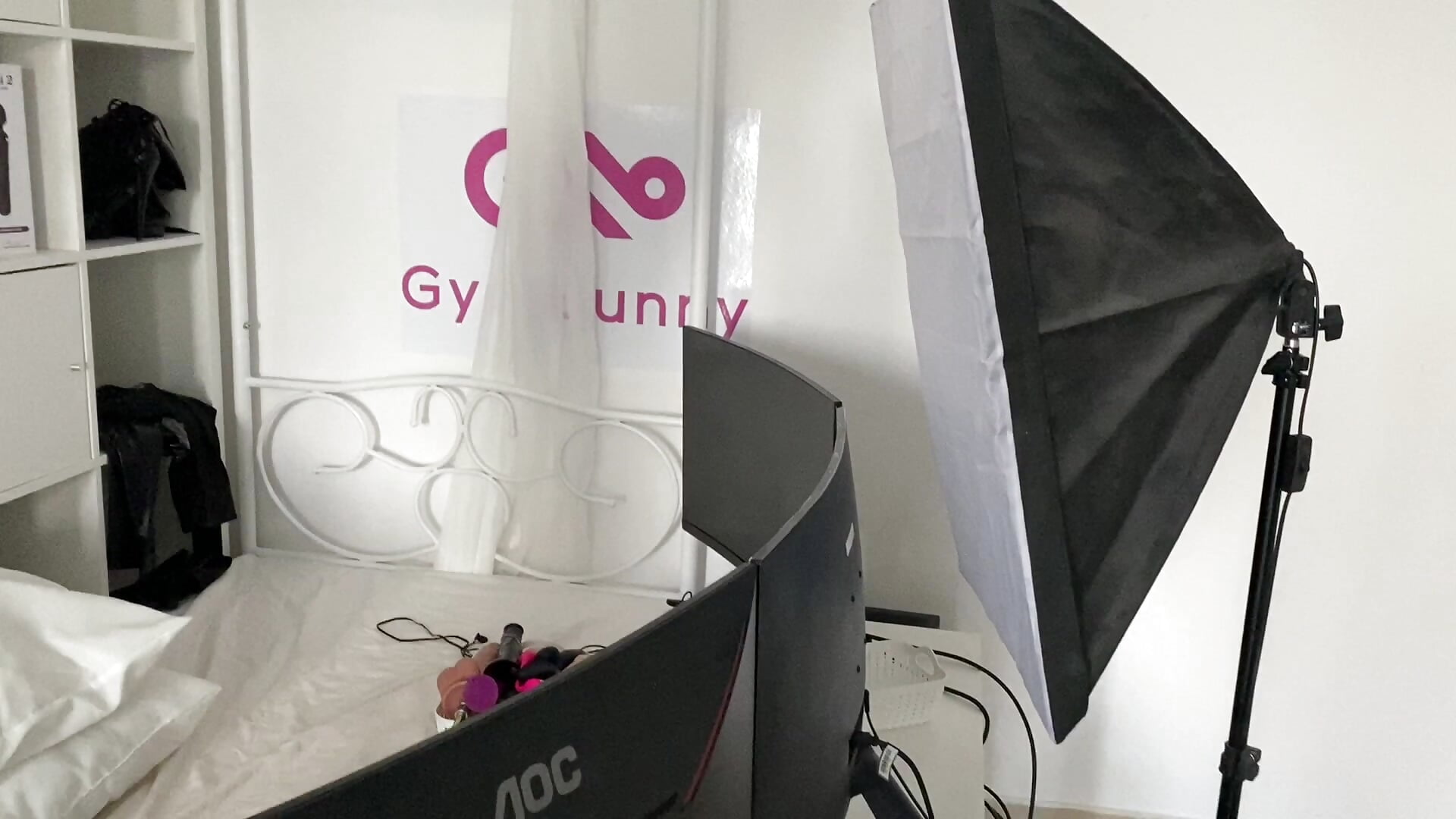 Sexvlog Folge 2 - Hinter den Kulissen von Gymbunny - video by Gymbunny_offi