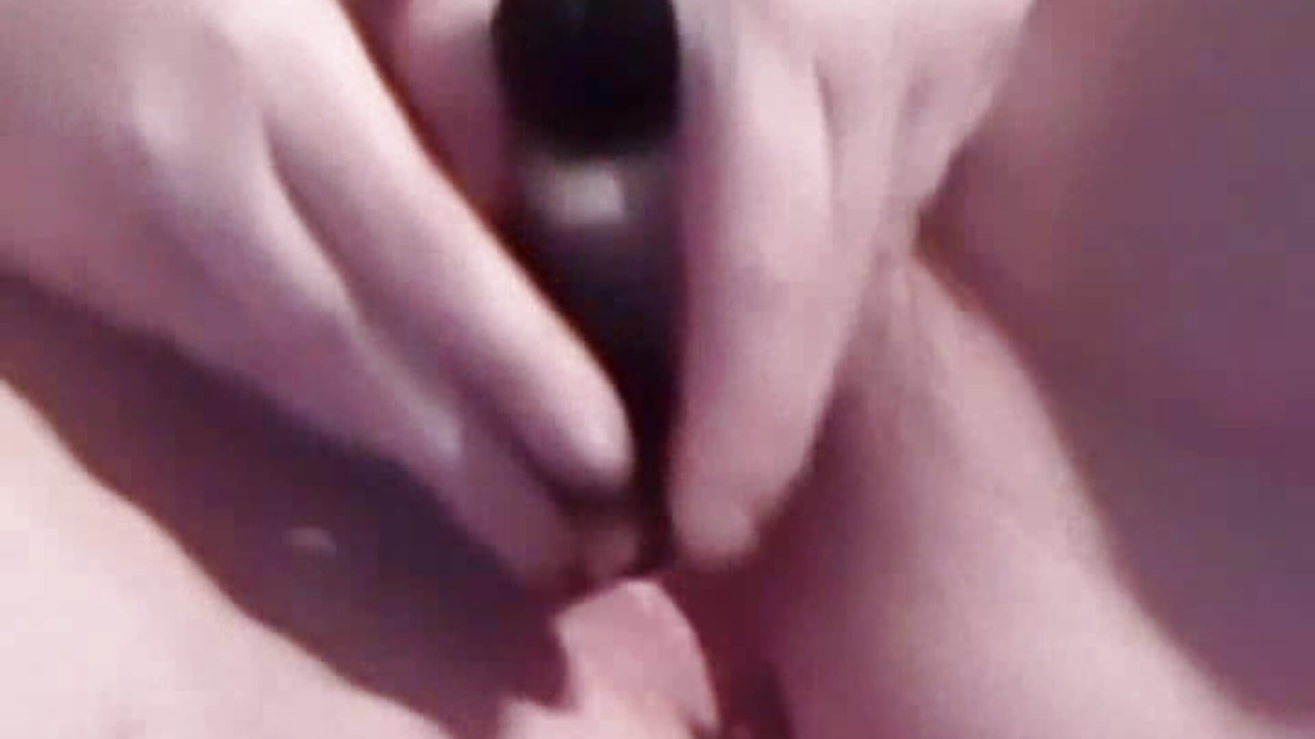 fræk leg på cam med rød suit og 3 dildo 1(1) – видео вебкам-модели kathrin193