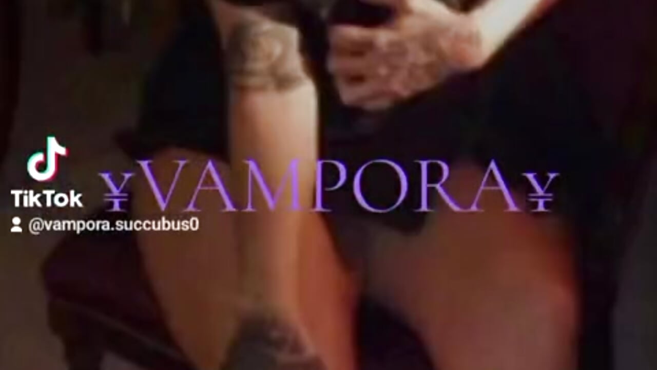 V"""""V - video by vamporasuccubus19777 cam model