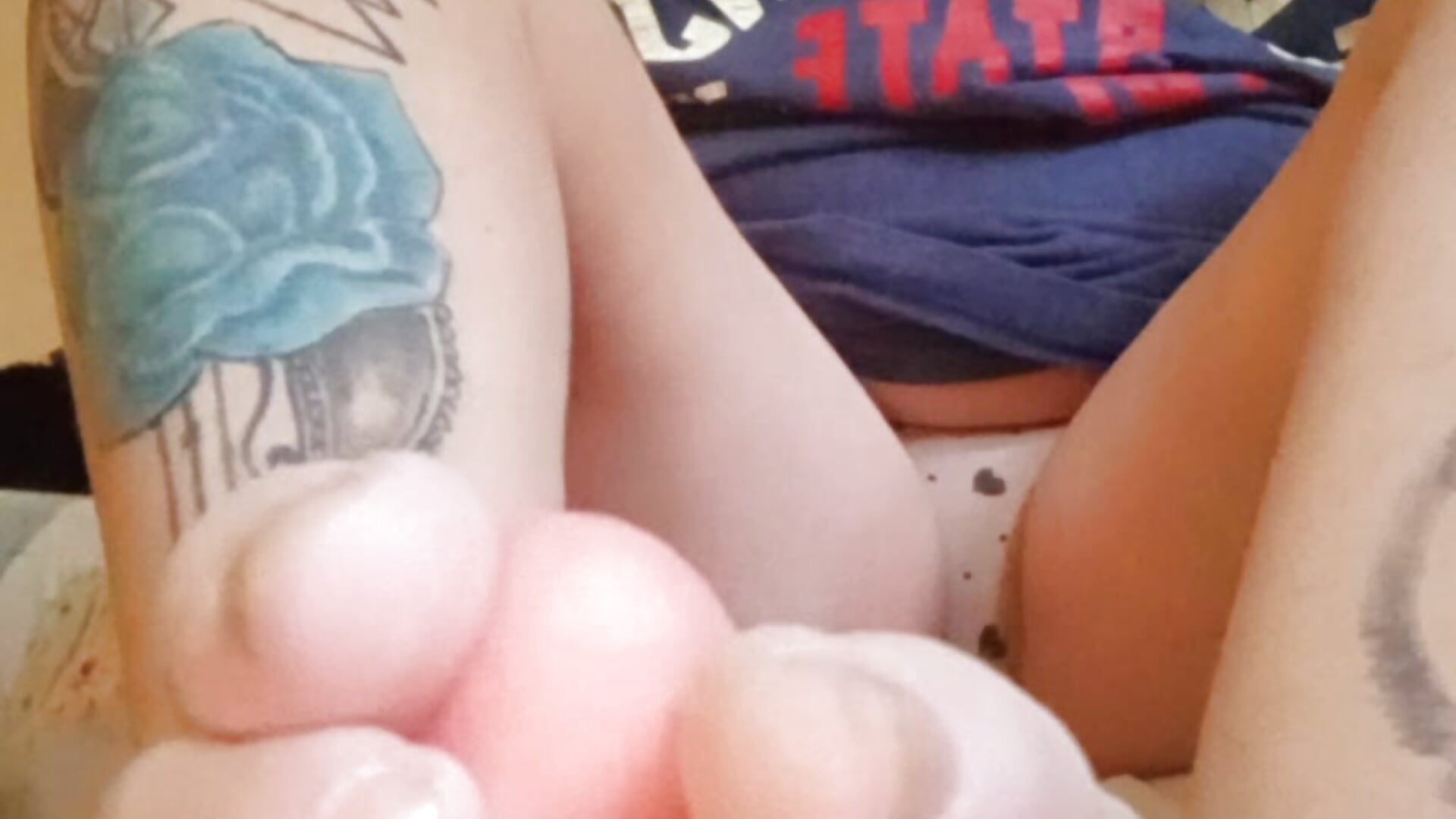 TE GUSTAN MIS PIES????🦶 – video modela na kameri vamporasuccubus19777