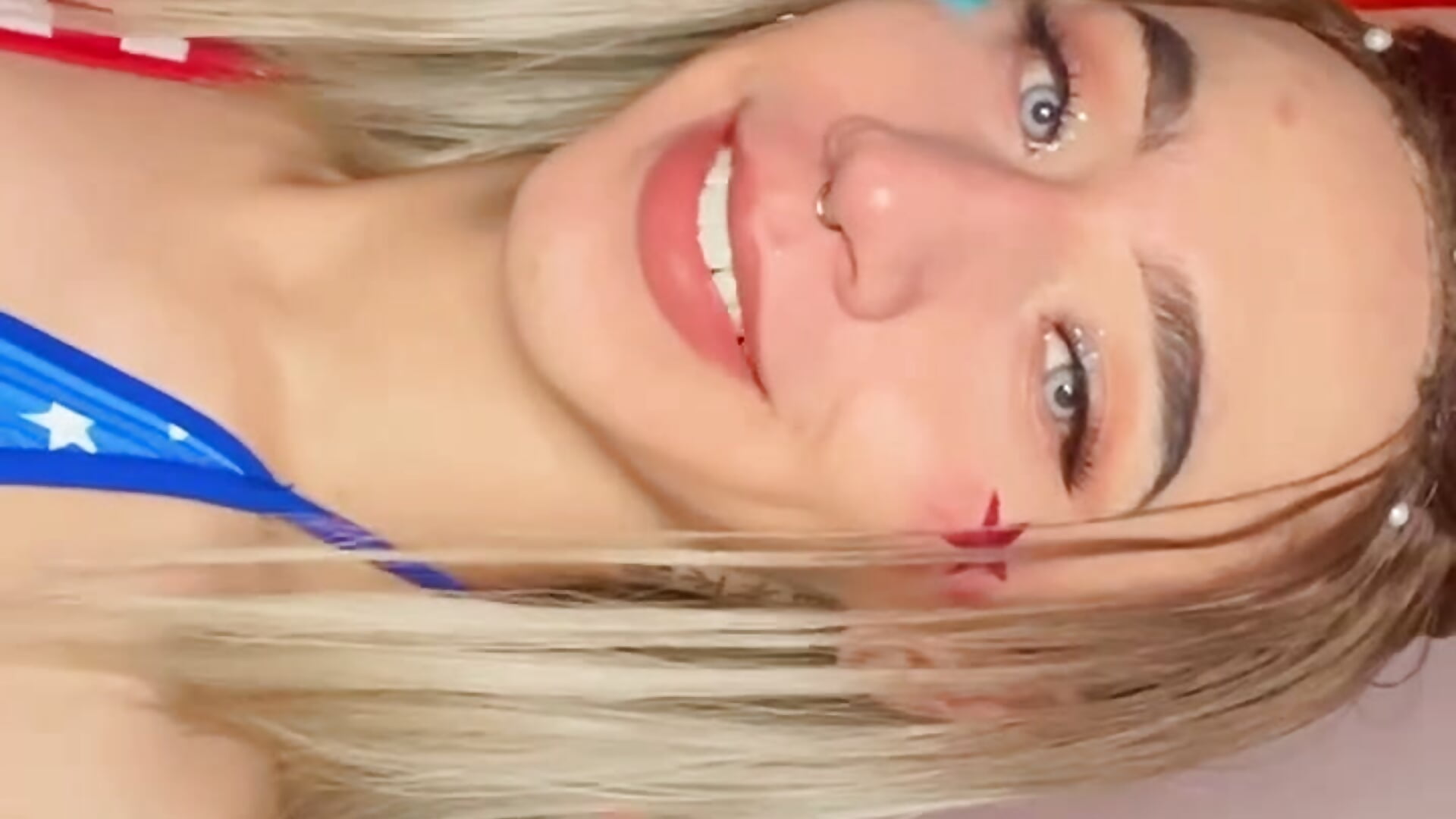 Promotion 4 of July– Littlebunny21 kameramodell videója