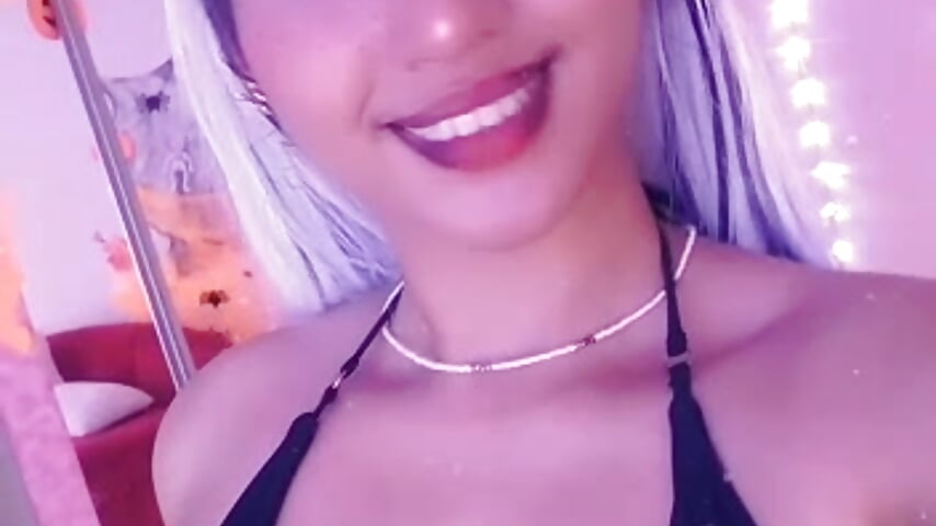 imagine the two solo ones and I brushing your cock ami mouth and savoring your delicious cock - video by reichell_schmit cam model