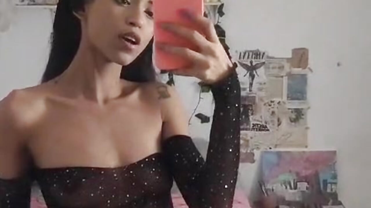 skinny - video by YourKatt cam model