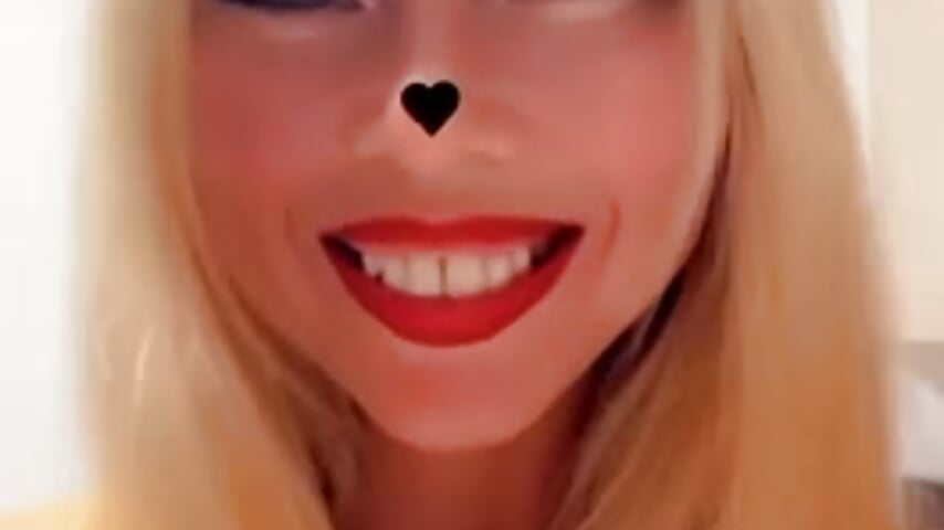 trim,01ADAAFF-6073-4A19-8F49-76271CF4E747 - vidéo du modèle de showcams -Ellisa-