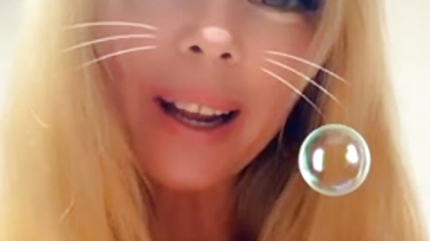 trim,A36B5799-1B4B-40AF-8BCF-0E203CDD54BC - vidéo du modèle de showcams -Ellisa-