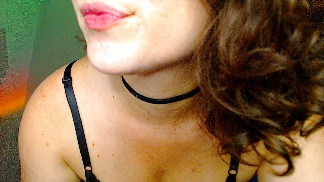 2025-02-21_23-47-29 - video by Koka-pimentinha cam model