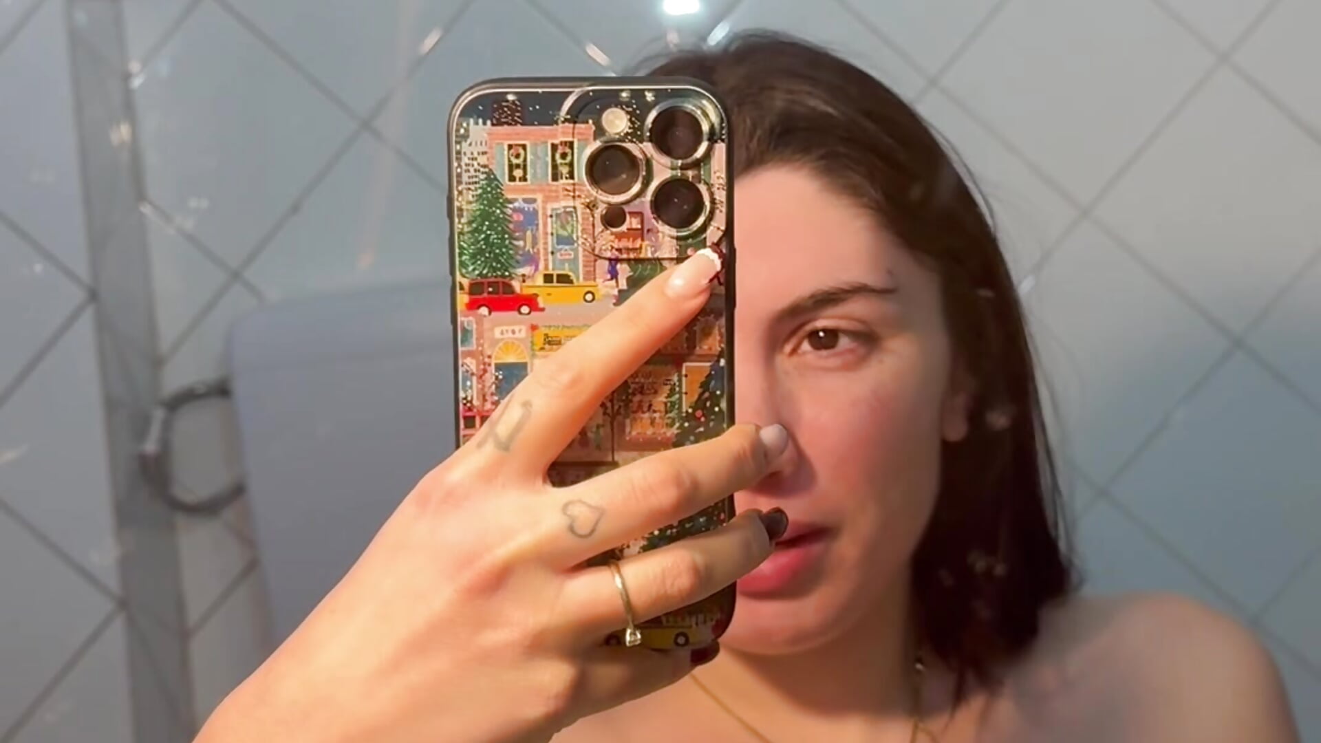 Happy New Year on my boobs naked - video oleh couplepenetration kamera model