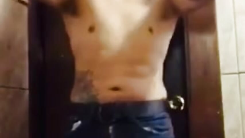 trim,8B424B25-FC8E-4AF3-8915-2459739F9319 - video by everardo25 cam model