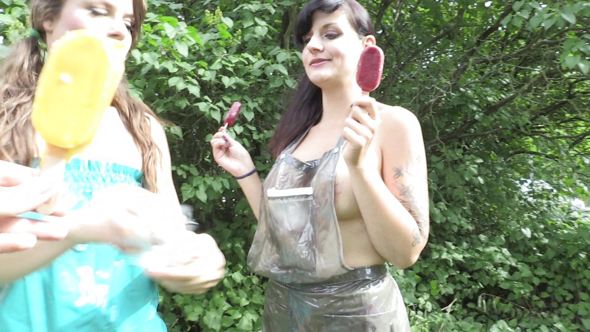 Naked under PVC( Eisessen mal anders) - video by Nova-Nilla cam model